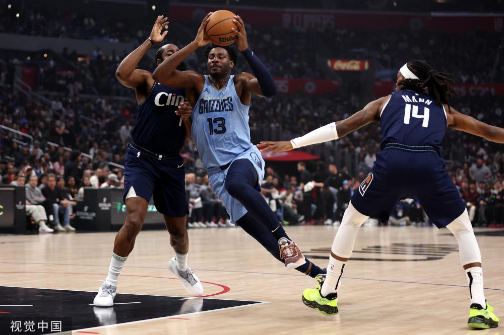 尤其是他们 尤其是他们