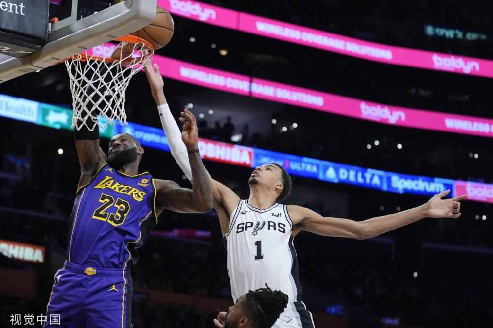 的赛事中 的赛事中