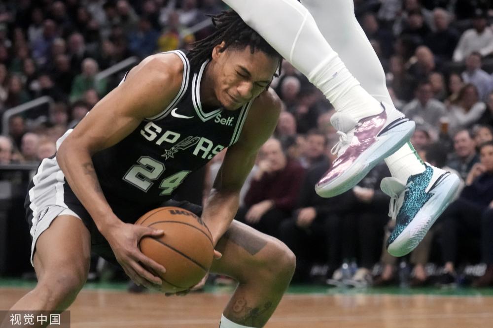 他是否能在 他是否能在